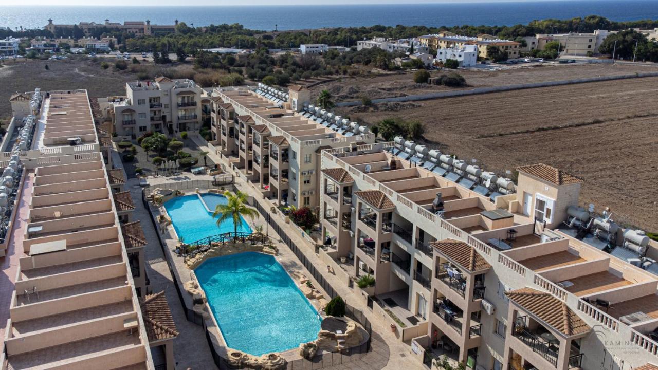 Royal-Seacrest Paphos-Center Vip Apartment Luaran gambar