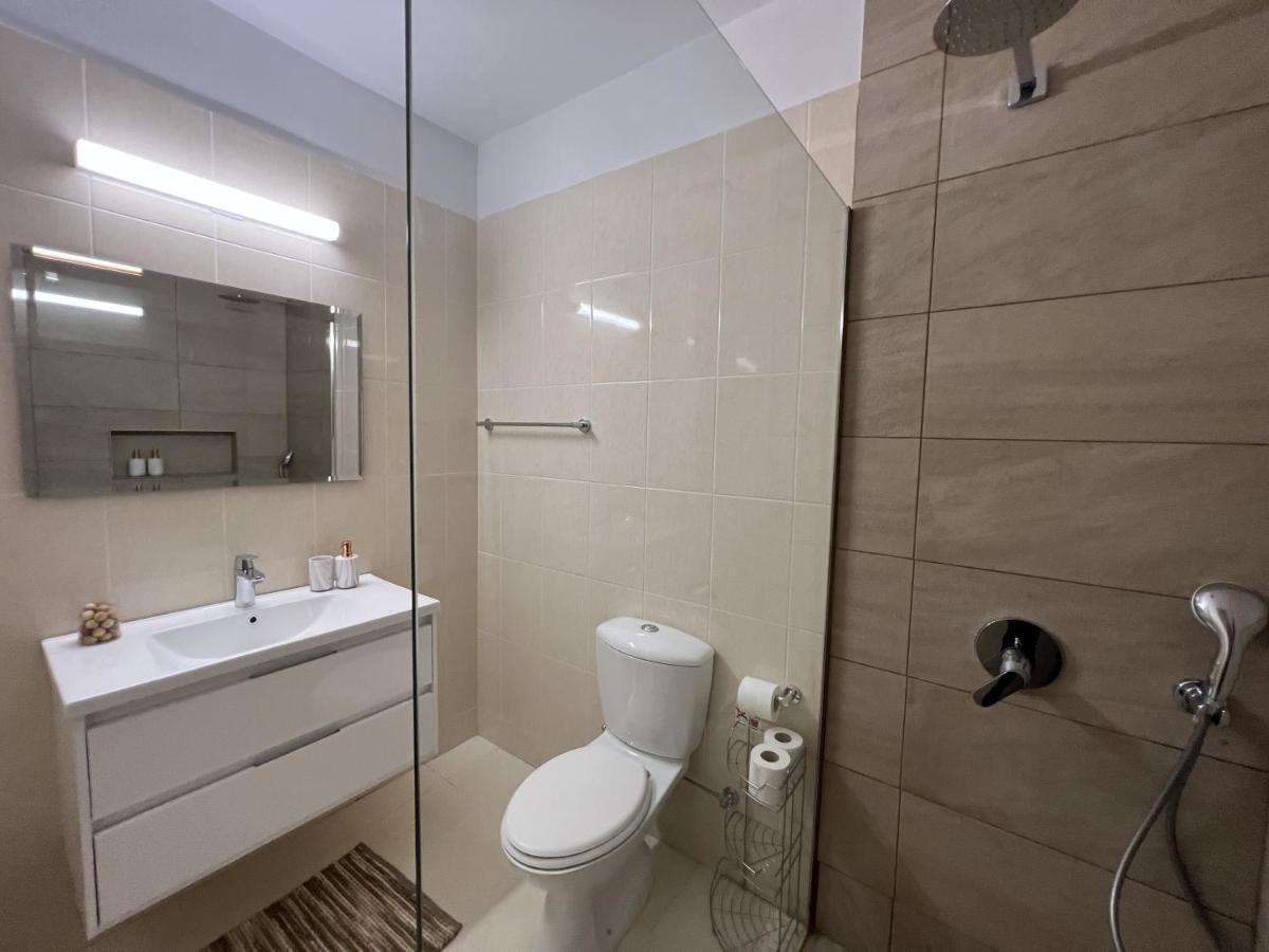 Royal-Seacrest Paphos-Center Vip Apartment Luaran gambar